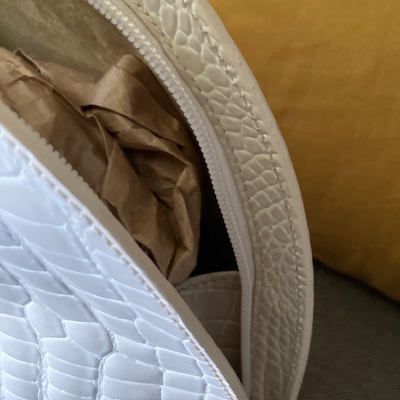 PERFECT BAG Co. Crocodile Embossed  Italian Leather Tote - Picture 11 of 13